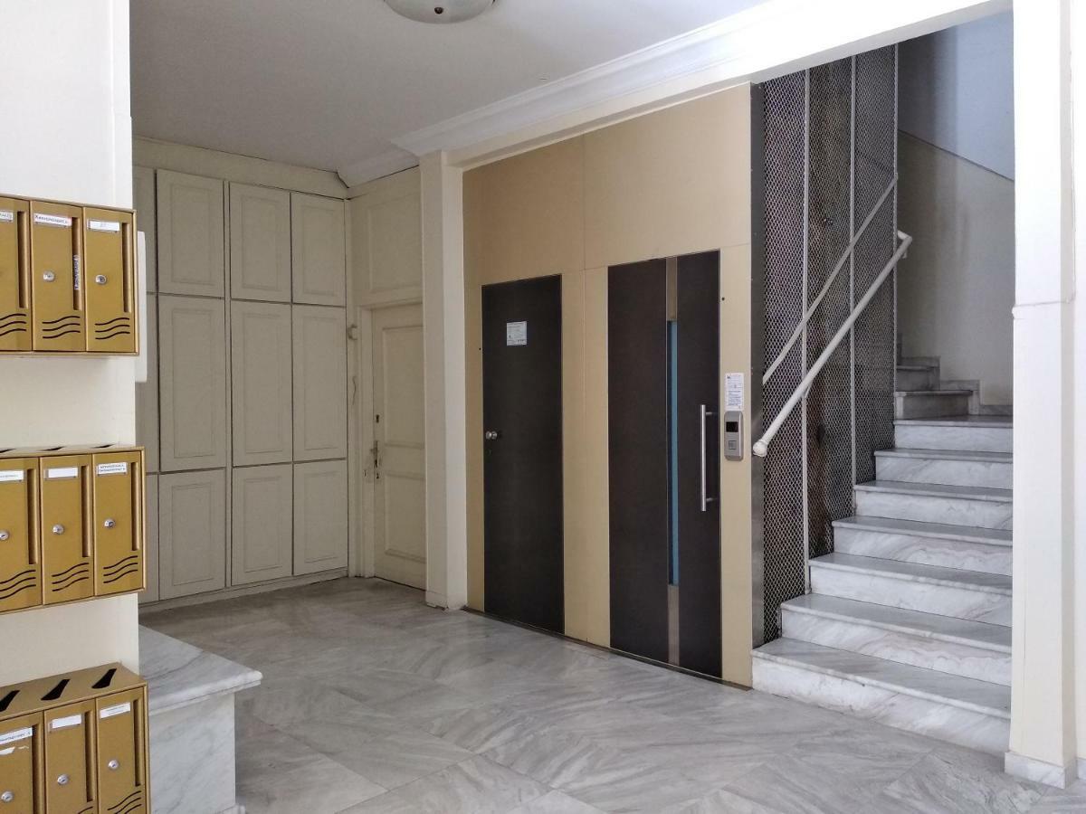 סלוניקי Metro Apartment מראה חיצוני תמונה
