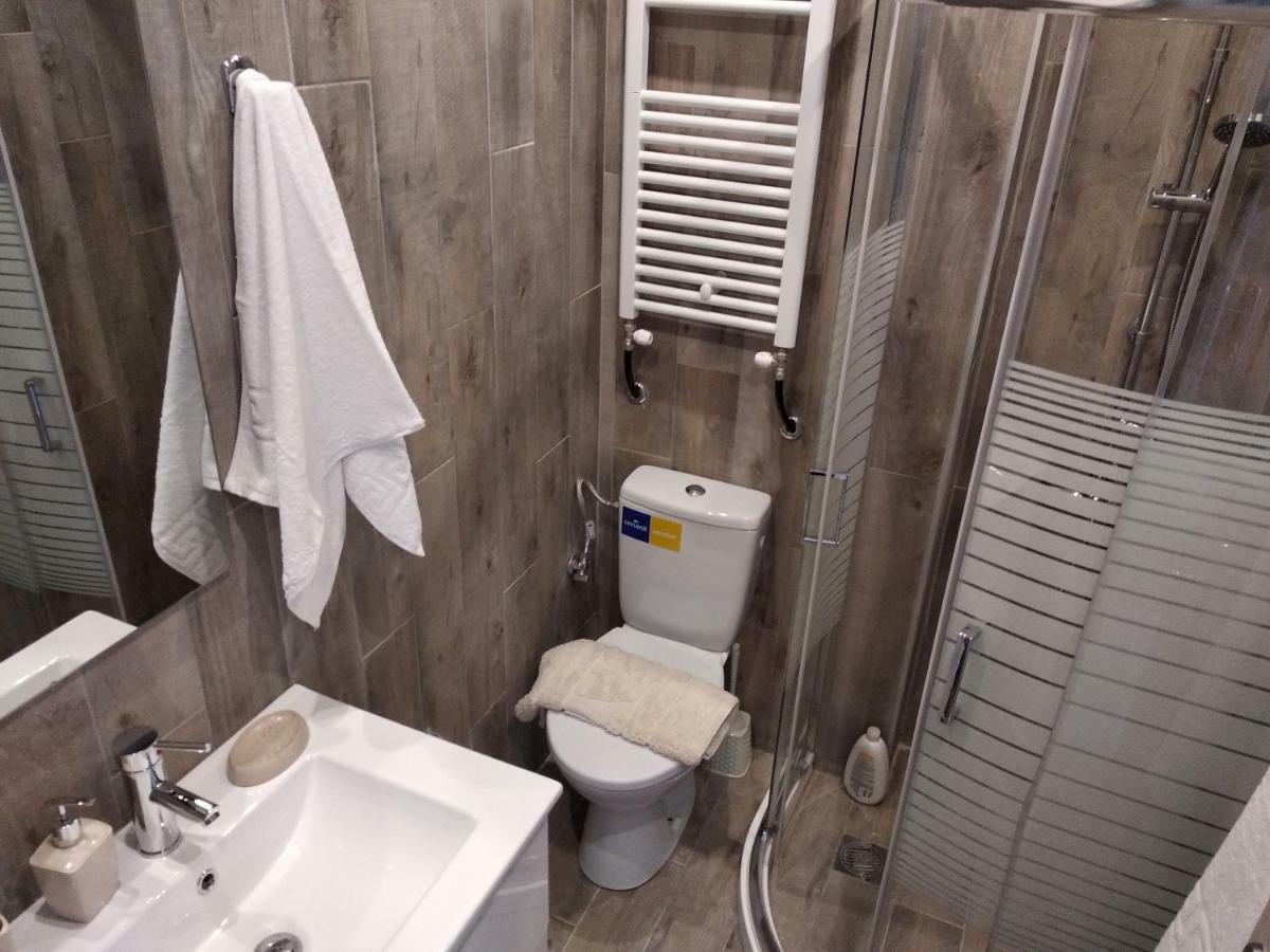 סלוניקי Metro Apartment מראה חיצוני תמונה